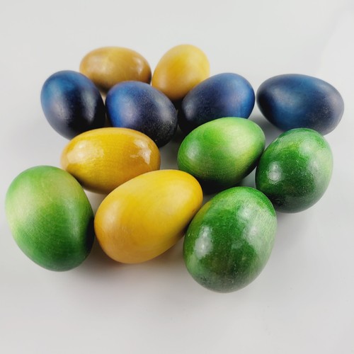 Wooden eggs set 3 colors - wooden,