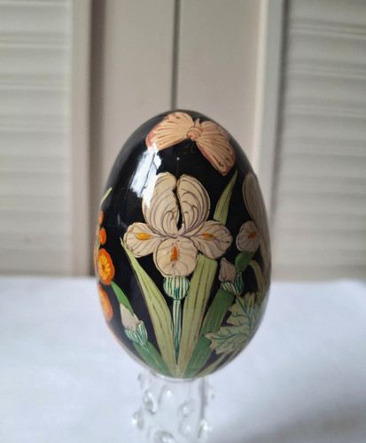 Vintage folk art laquered